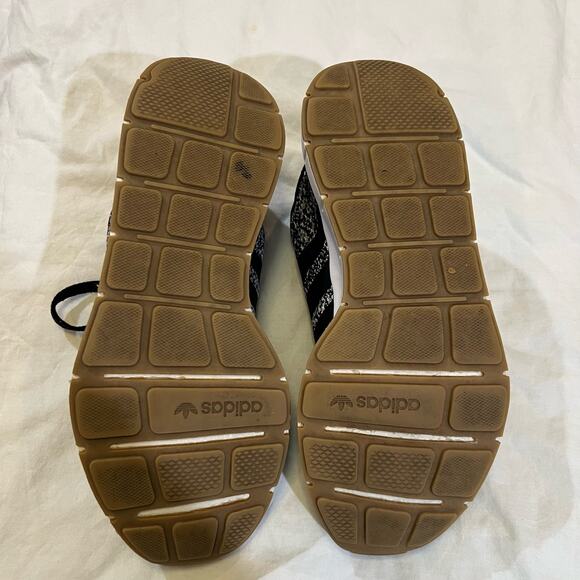 Adidas Men's Swift Essential Sneaker, Black/Black/White size 10 - Picture 8 of 14